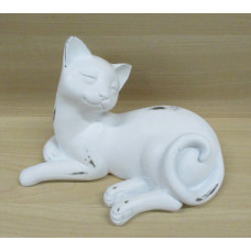 Noble Cat Figurine – Lying Down Cat